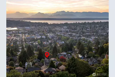 5128 Palatine Avenue N, Seattle, WA 98103 - Photo 34