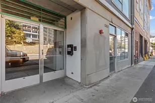 66 Bell St, Seattle, WA 98121 - Photo 36