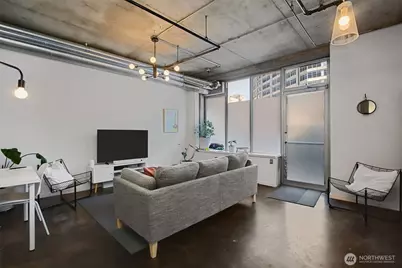 66 Bell Street #4, Seattle, WA 98121 - Photo 2