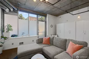 66 Bell St, Seattle, WA 98121 - Photo 6