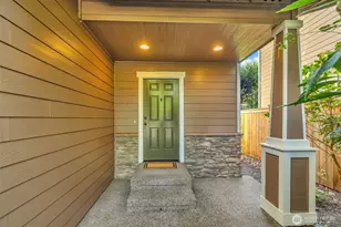 126 197th St SW, Bothell, WA 98012 - Photo 2