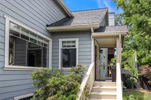 43 W Etruria, Seattle, WA 98119 - Photo 22