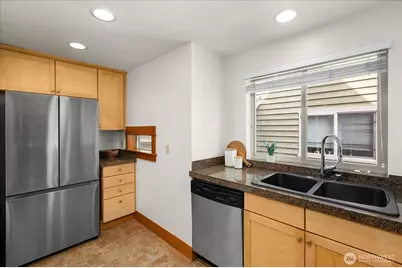 741 N 94th Street #C, Seattle, WA 98103 - Photo 12
