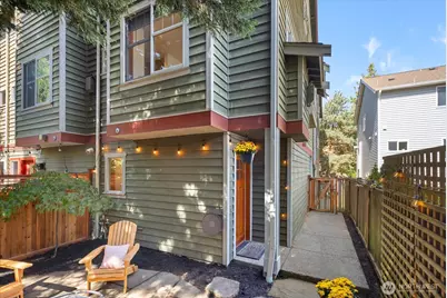 741 N 94th Street #C, Seattle, WA 98103 - Photo 16