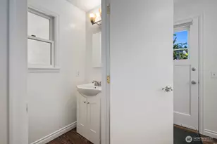 5632 7th Ave NW, Seattle, WA 98107 - Photo 18