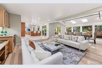 8337 E Mercer Way, Mercer Island, WA 98040 - Photo 16
