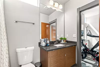 310 21st Avenue #B, Seattle, WA 98122 - Photo 16