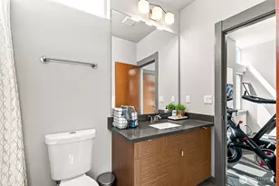 310 21st Ave, Seattle, WA 98122 - Photo 16