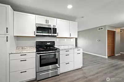 217 N 63rd Avenue, Yakima, WA 98908 - Photo 8