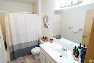 3221 S 208th St, SeaTac, WA 98198 - Photo 14