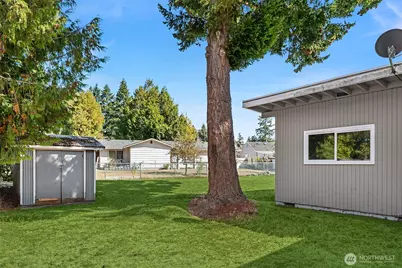24924 35th Avenue S, Kent, WA 98032 - Photo 22