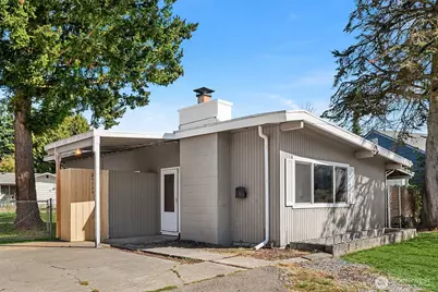 24924 35th Avenue S, Kent, WA 98032 - Photo 2