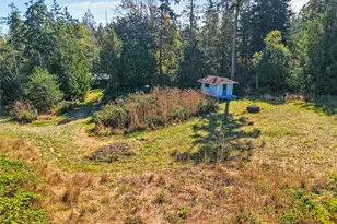 1697 E Marrowstone, Nordland, WA 98358 - Photo 34
