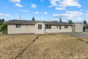 9304 55th Ave NE, Marysville, WA 98270 - Photo 2
