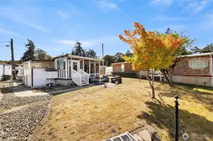 296 Island Aire Dr, Woodland, WA 98674 - Photo 36