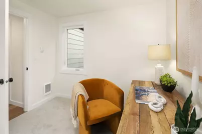 4331 NE 57th Street, Seattle, WA 98105 - Photo 14