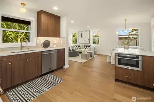 4331 NE 57th St, Seattle, WA 98105 - Photo 6