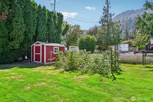 27527 SE 467th Pl, Enumclaw, WA 98022 - Photo 32
