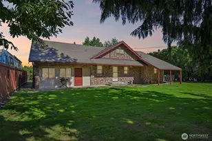 27527 SE 467th Pl, Enumclaw, WA 98022 - Photo 2