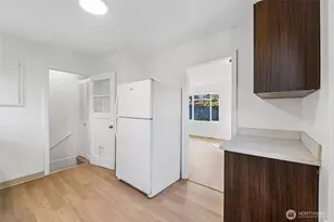 7014 S 126th St, Seattle, WA 98178 - Photo 8