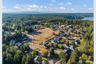 9554 Phillips Road SE, Port Orchard, WA 98367 - Photo 38