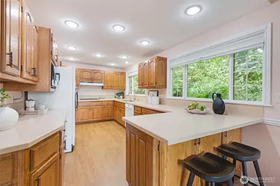 5319 231st Avenue SE, Issaquah, WA 98029 - Photo 8