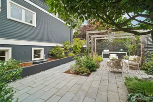 1009 W Crockett St, Seattle, WA 98119 - Photo 32