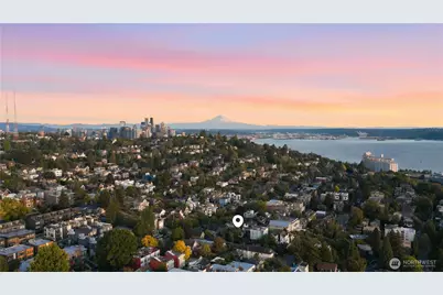 1009 W Crockett Street, Seattle, WA 98119 - Photo 36