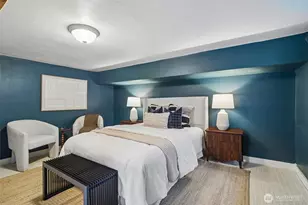 1009 W Crockett St, Seattle, WA 98119 - Photo 24