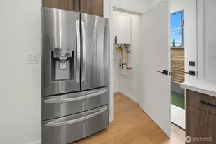 5253 California Ave SW, Seattle, WA 98136 - Photo 16