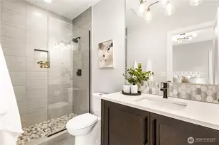 10402 NE 15th St, Bellevue, WA 98004 - Photo 22