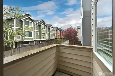 8509 Midvale Avenue N #C, Seattle, WA 98103 - Photo 14