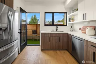 5253 California Ave SW, Seattle, WA 98136 - Photo 10