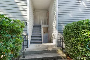 3033 127th Pl SE, Bellevue, WA 98005 - Photo 2