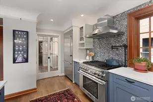 4124 Burke Ave N, Seattle, WA 98103 - Photo 14