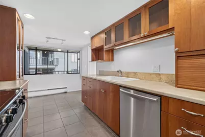 3608 26th Place W #301, Seattle, WA 98199 - Photo 16