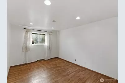 4631 47th Avenue S, Seattle, WA 98118 - Photo 10
