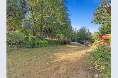 4631 47th Avenue S, Seattle, WA 98118 - Photo 14