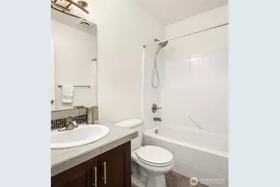6576 High Point Drive SW, Seattle, WA 98126 - Photo 24