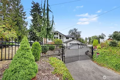 19643 Talbot Road S, Renton, WA 98055 - Photo 2
