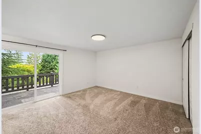 19643 Talbot Road S, Renton, WA 98055 - Photo 14