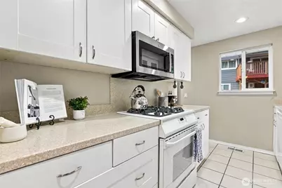 7815 227th Place SW, Edmonds, WA 98026 - Photo 10