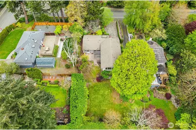 7611 NE 8th Street, Medina, WA 98039 - Photo 10