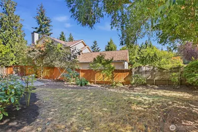 10831 56th Place W, Mukilteo, WA 98275 - Photo 32
