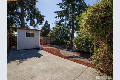 1006 Grant Avenue S, Renton, WA 98057 - Photo 34