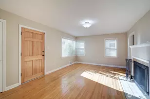 1210 NE 95th St, Seattle, WA 98115 - Photo 4