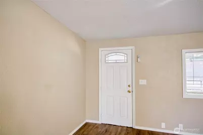 700 N Reed Street #6, Sedro Woolley, WA 98284 - Photo 4