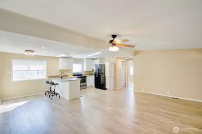 700 N Reed Street #6, Sedro Woolley, WA 98284 - Photo 6