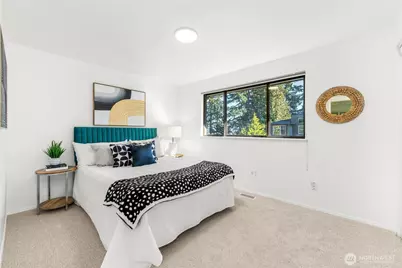 18001 NE 10th Street, Bellevue, WA 98008 - Photo 18