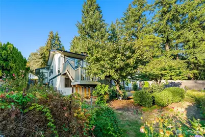 18001 NE 10th Street, Bellevue, WA 98008 - Photo 32